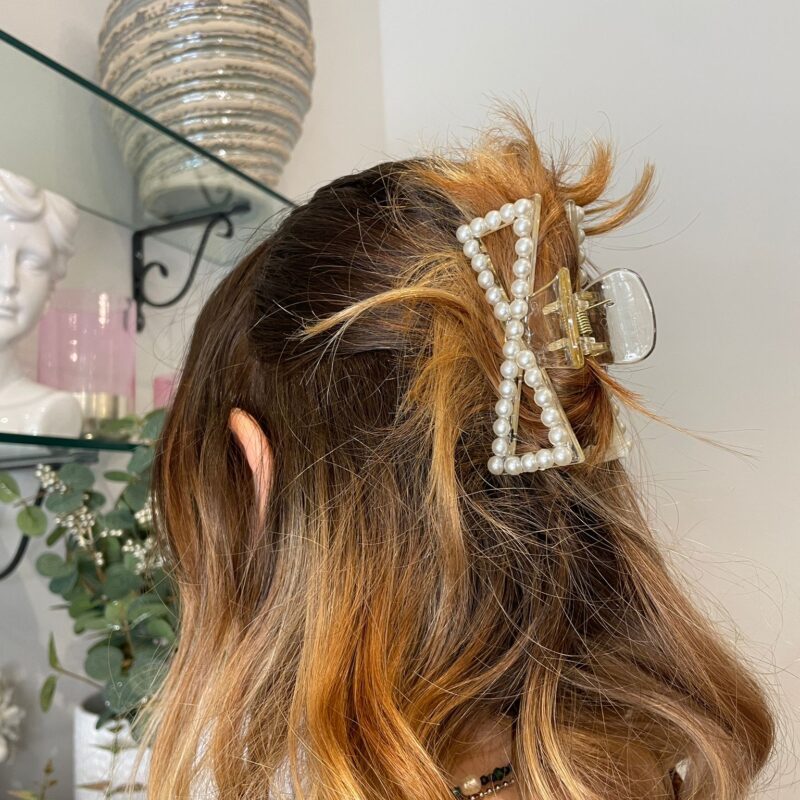 CIAPPO BIANCO CON PERLE