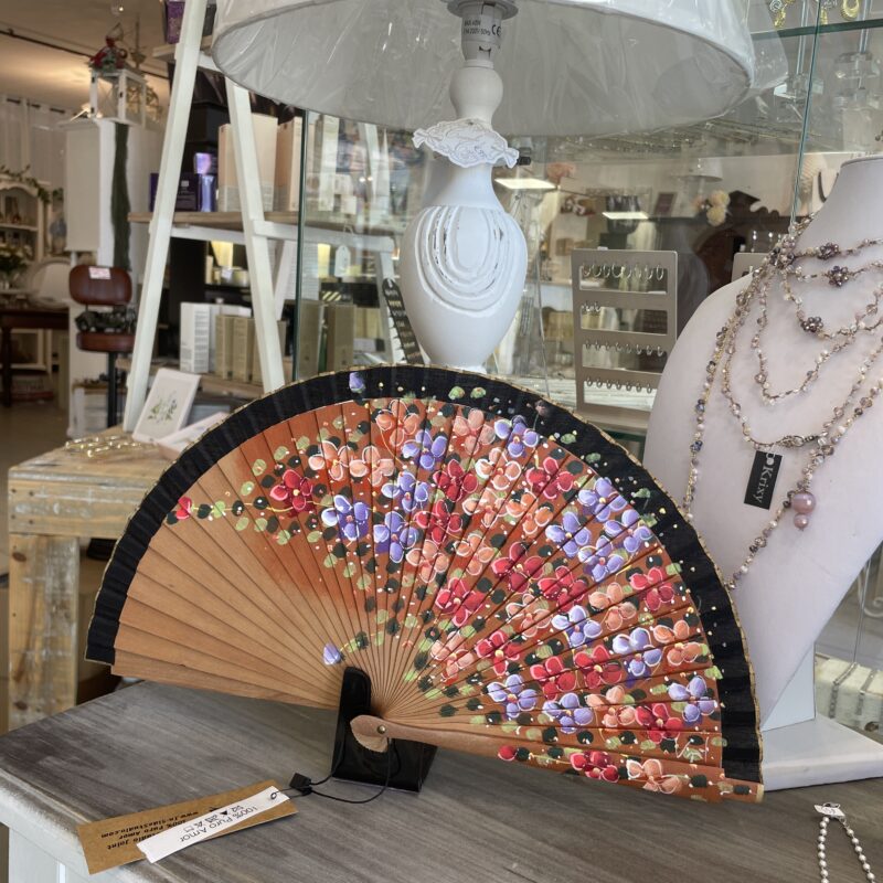 ventaglio artigianale