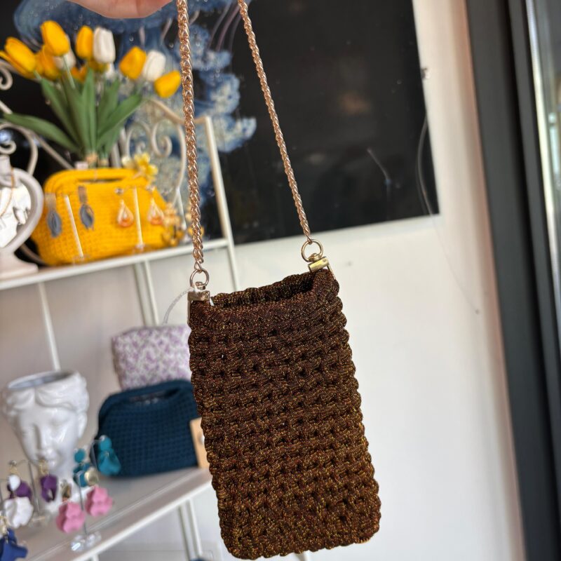 Portacellulare con catena