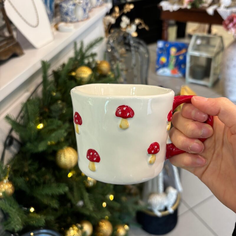 Tazza con funghetti