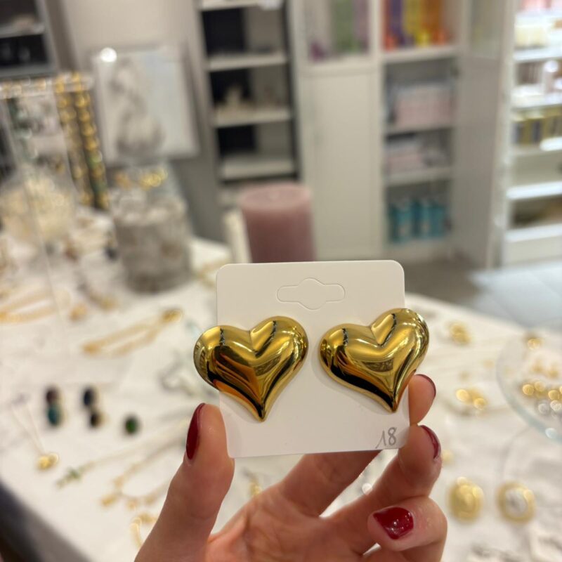 Orecchini in acciaio a cuore